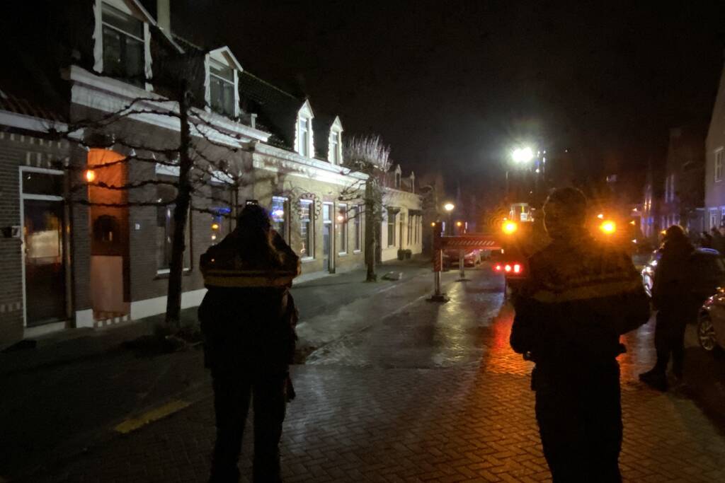 Brand in schoorsteen van woning