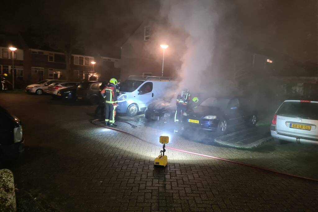 Volkswagen Golf gaat in vlammen op