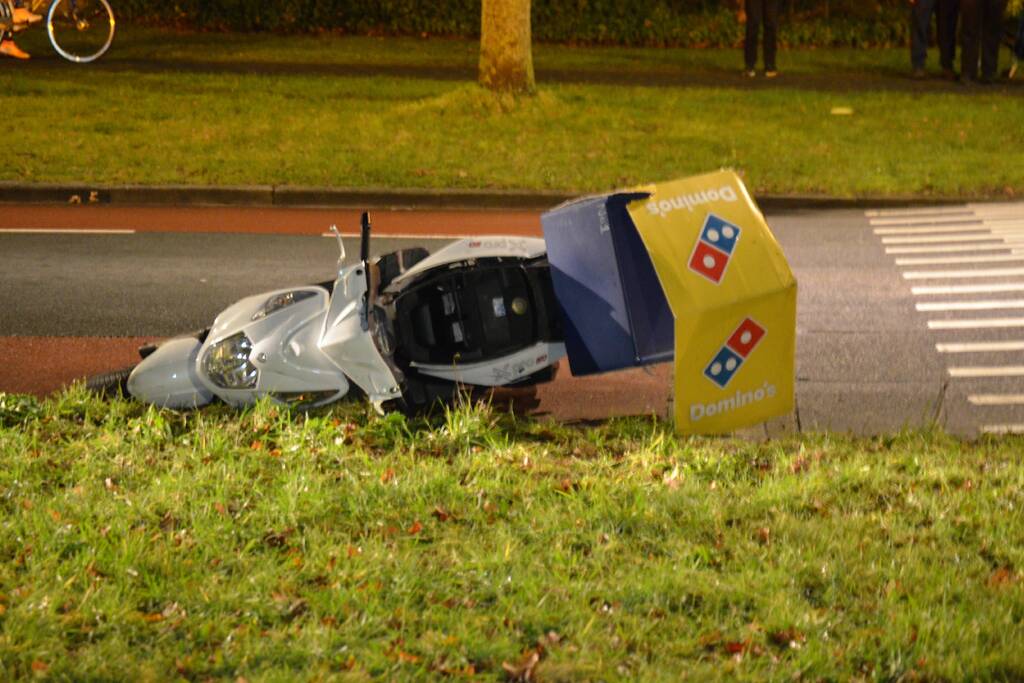 Ongeval tussen personenauto en maaltijdbezorger