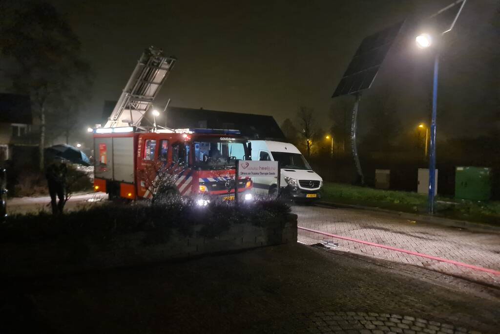 Postpakketten verwoest door brand in bestelbussen