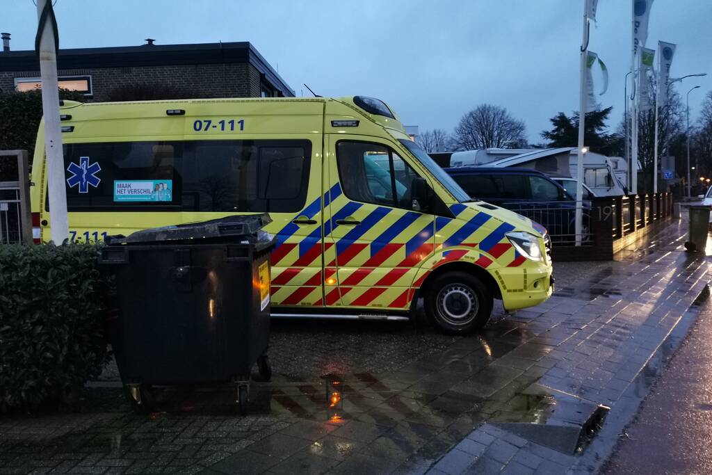 Fietser aangereden op rotonde