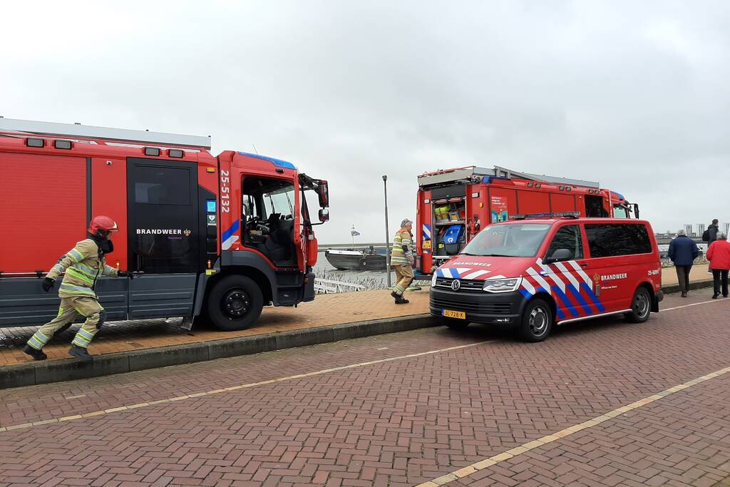 Brand op binnenvaartsschip