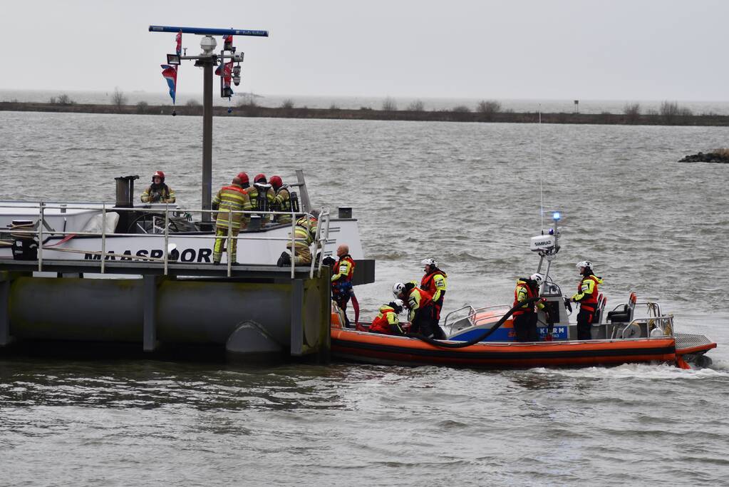 Brand op binnenvaartsschip