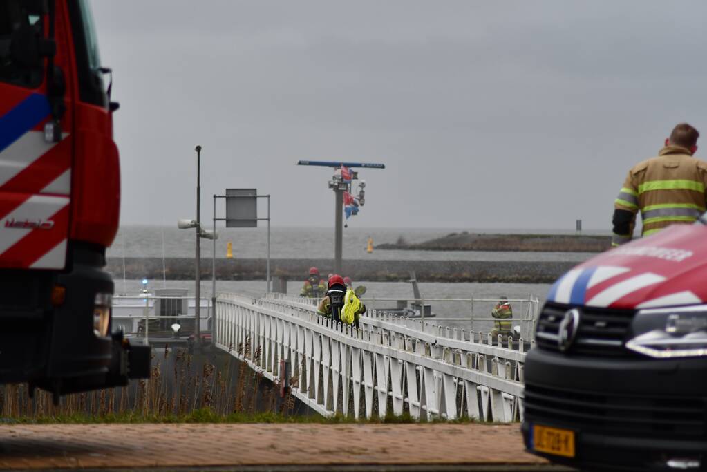 Brand op binnenvaartsschip