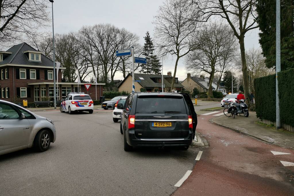 Scooterrijder gewond bij botsing met auto