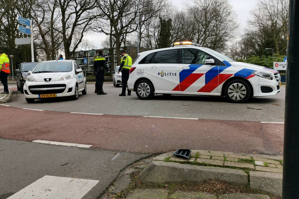 Scooterrijder gewond bij botsing met auto