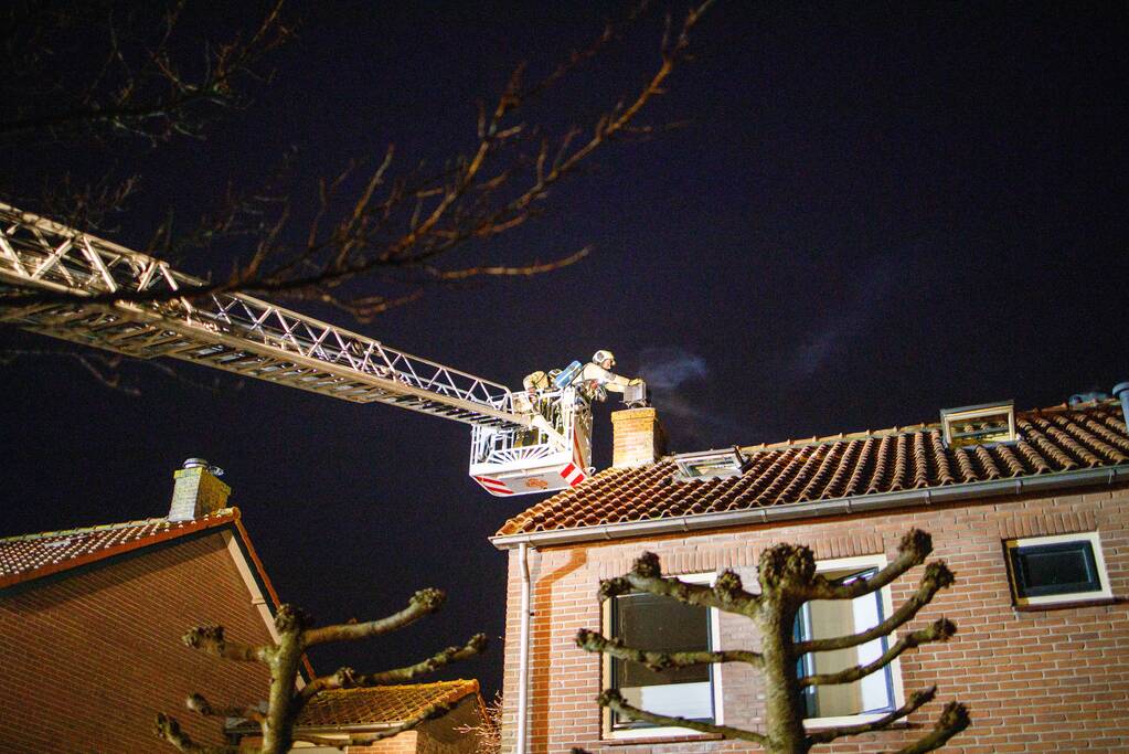 Veel bekijks bij schoorsteenbrand