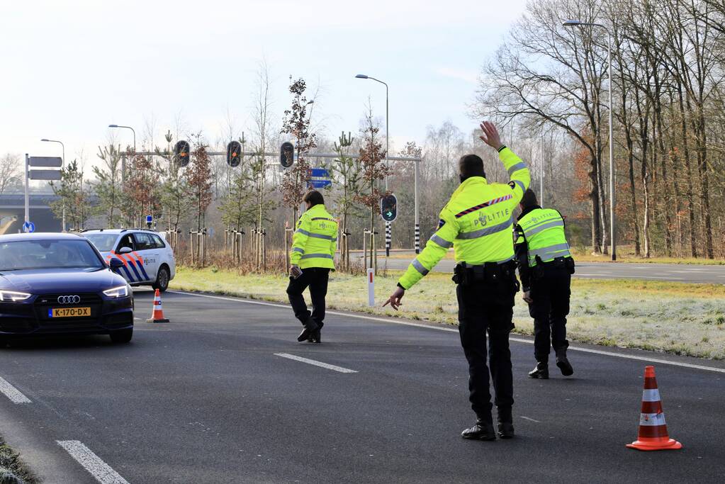 Grote politiemacht tijdens koffiedrinken' op Zwitsal Terrein