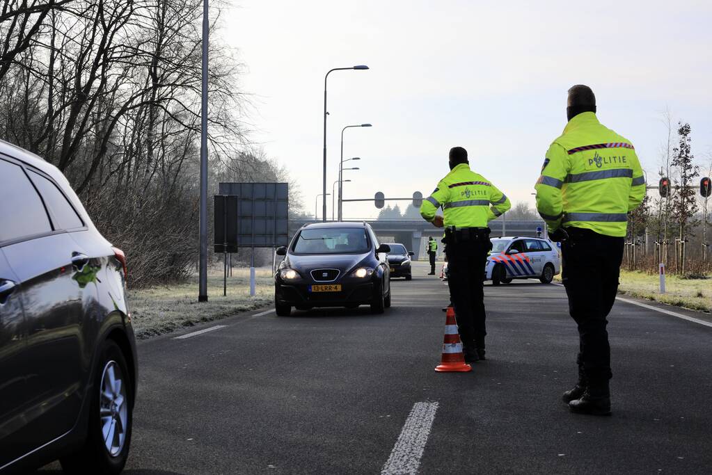 Grote politiemacht tijdens koffiedrinken' op Zwitsal Terrein