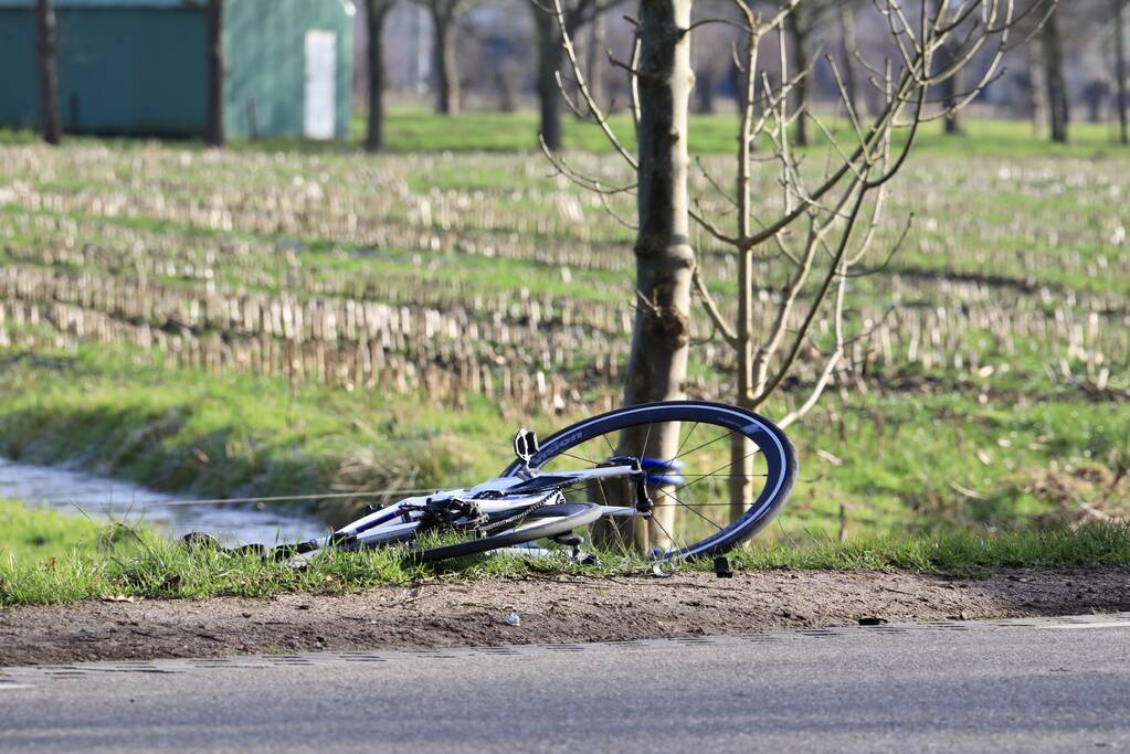 Wielrenner ernstig gewond bij ongeval
