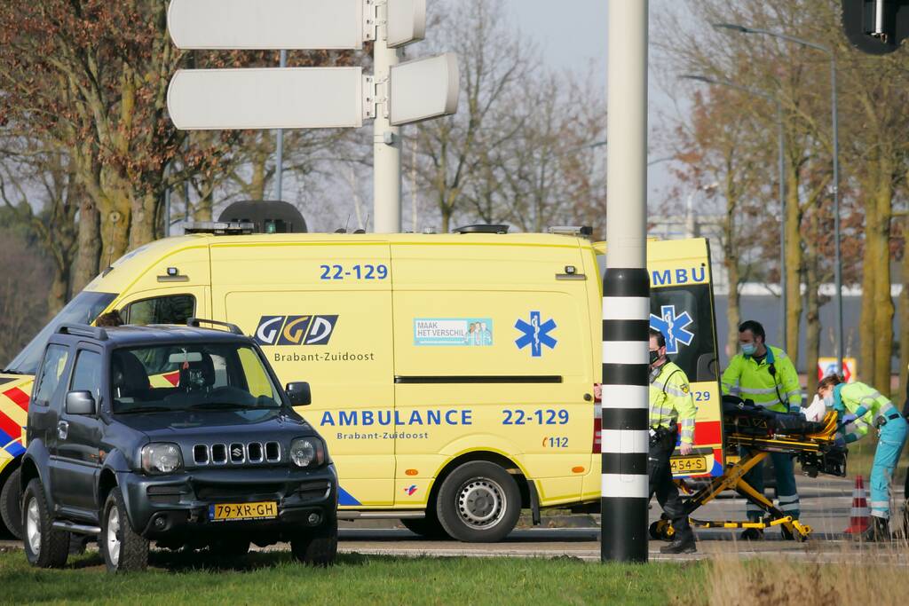 Gewonde bij ongeval tussen twee voertuigen