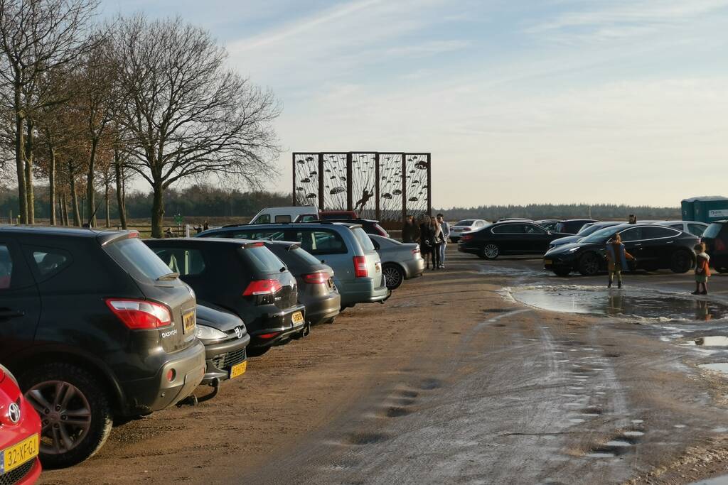 Parkeerplaatsen natuurgebieden vol