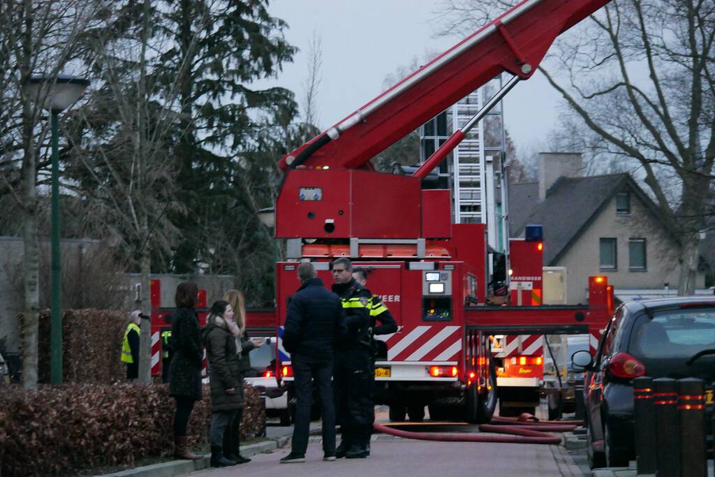 Explosie op dak van school