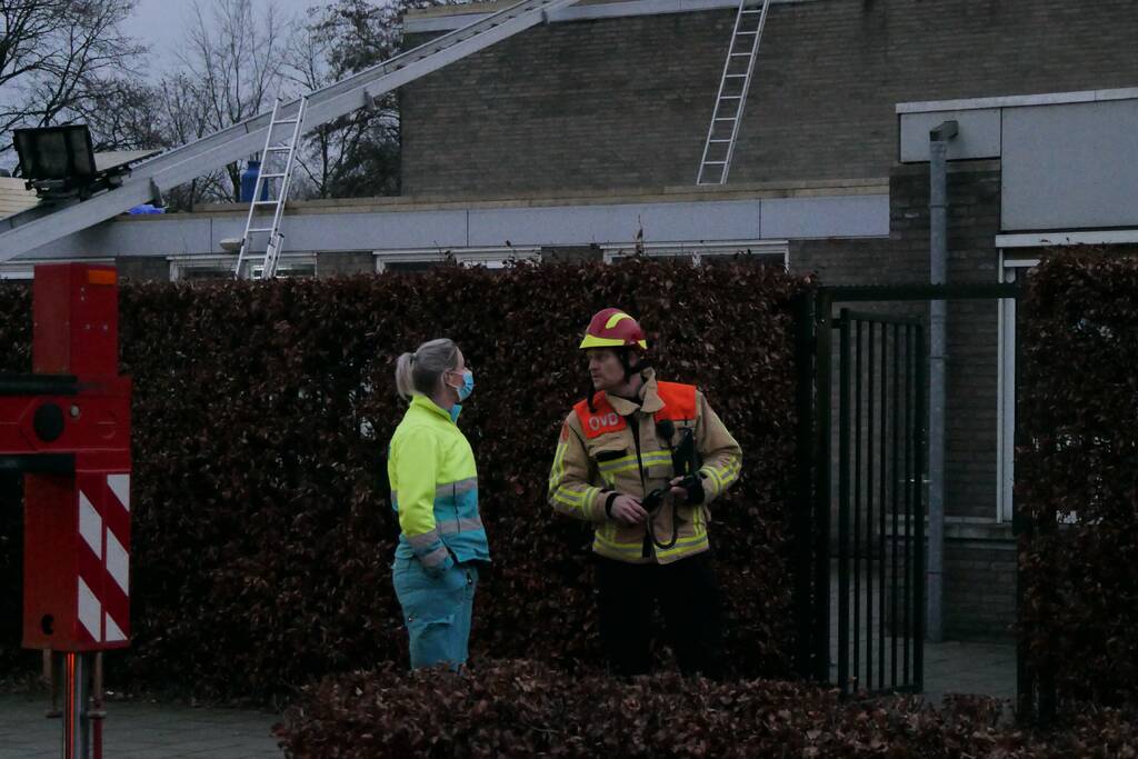 Explosie op dak van school