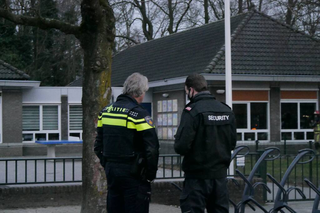 Explosie op dak van school