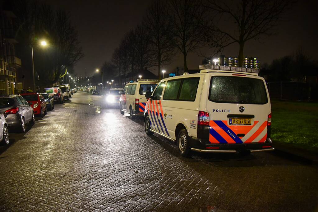 Man gewond na steekpartij op straat