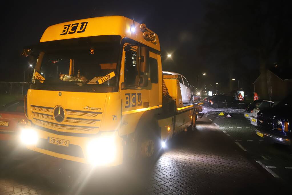 Wederom auto volledig uitgebrand