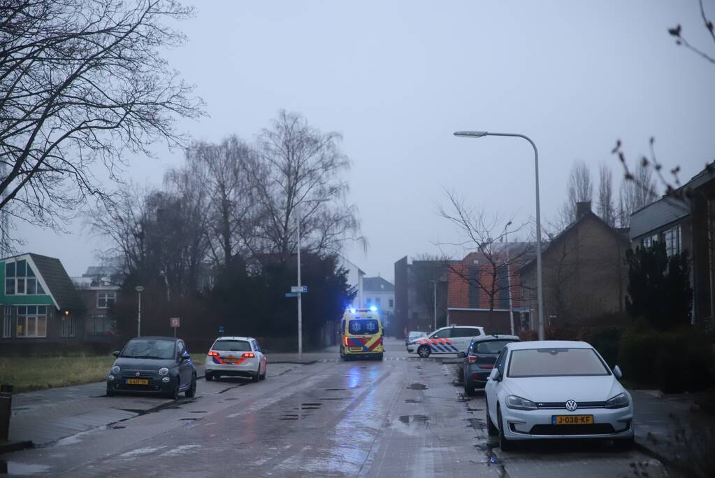 Fietser zwaargewond na val door gladheid