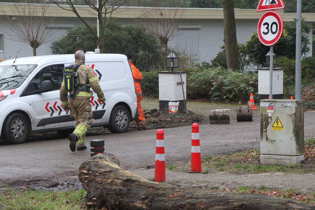 Gasleiding geraakt bij graafwerkzaamheden