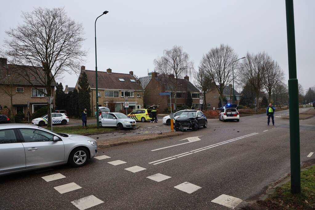 Ravage bij ongeluk op kruising