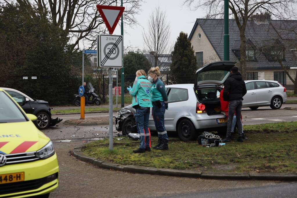 Ravage bij ongeluk op kruising