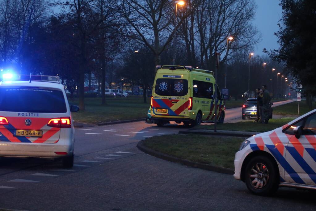 Voetganger aangereden op oversteekplaats