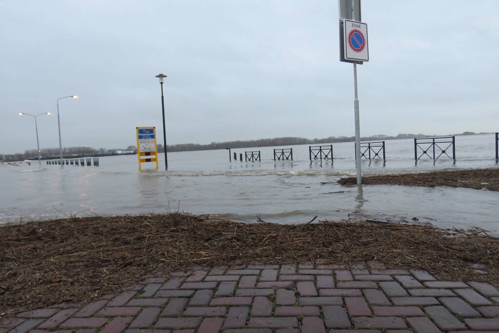 Rijkswaterstaat maakt zich klaar voor hoogwater