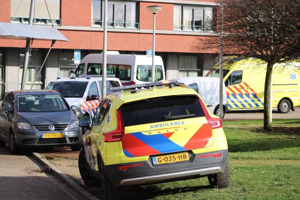 Duitse traumahelikopter landt bij Zorgcentrum Emmastaete