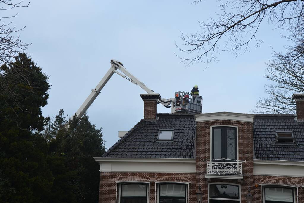 Brand ontstaan in plafond