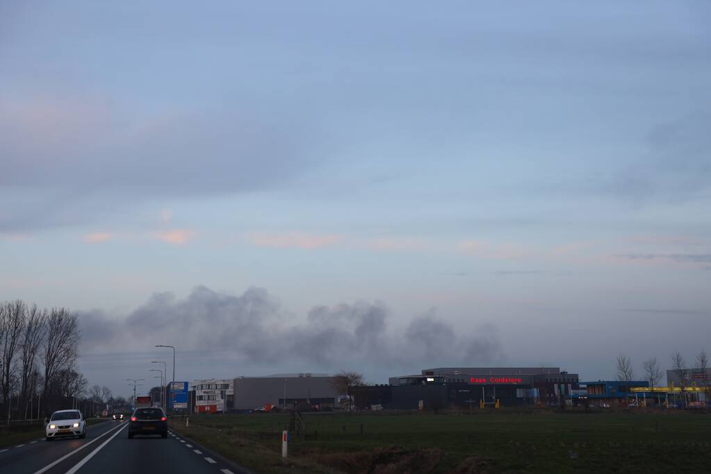 Bouwkeet op boerenerf volledig afgebrand