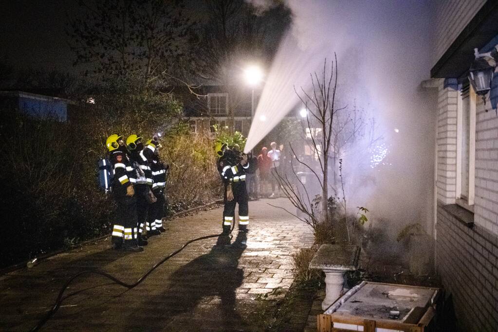 Scooter in brand gestoken
