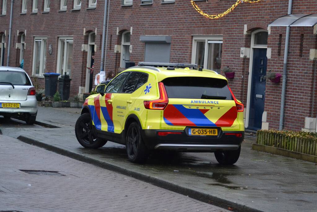 Hulpdiensten rukken uit voor vrouw met verward gedrag