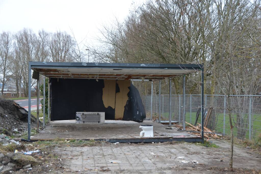 Hoopje afval in brand