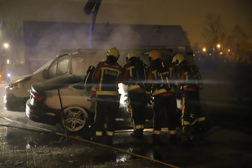 Auto verwoest door brand