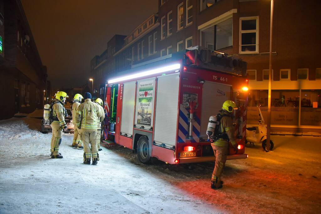 Motor in parkeergarage verwoest na brand