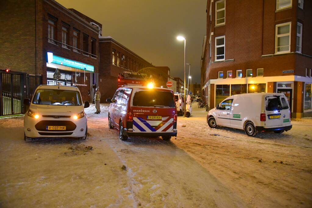Motor in parkeergarage verwoest na brand