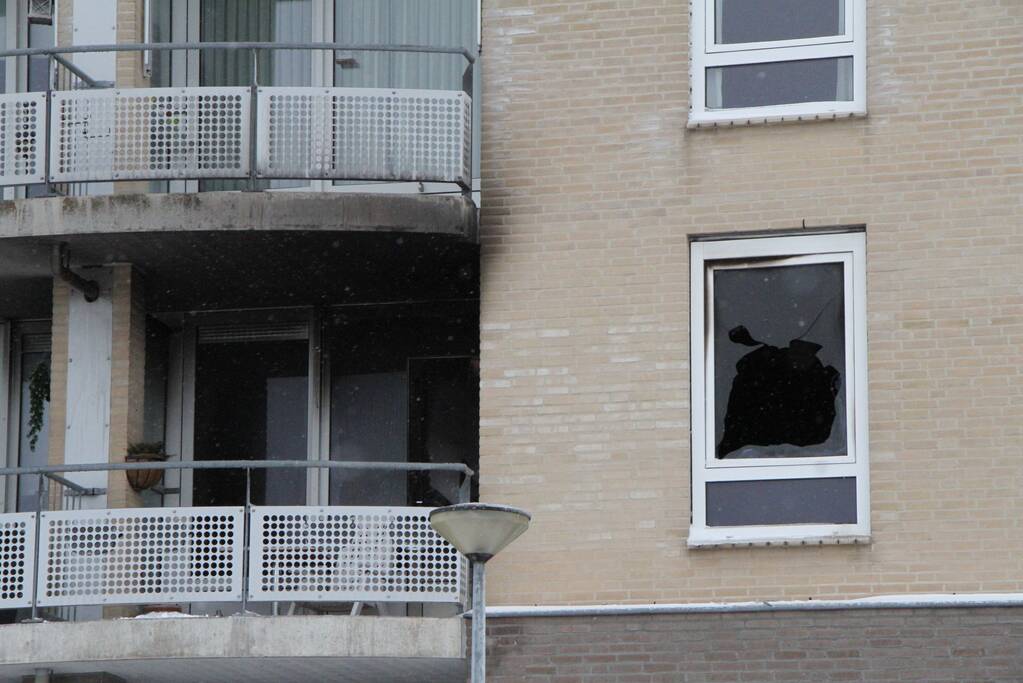 Vrouw overleden bij brand in appartement