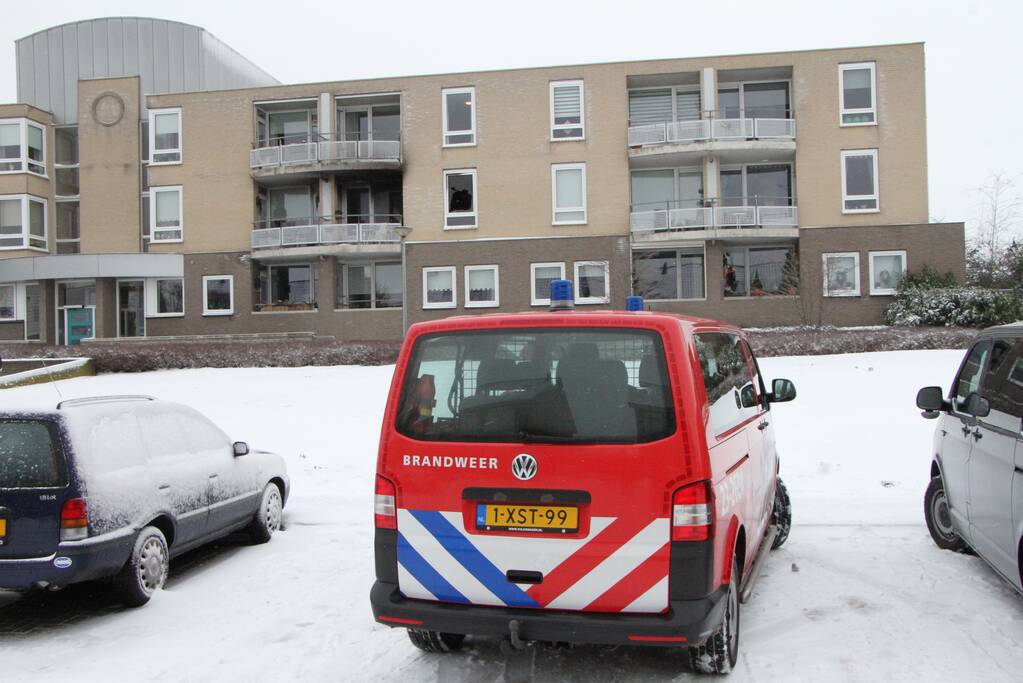 Vrouw overleden bij brand in appartement