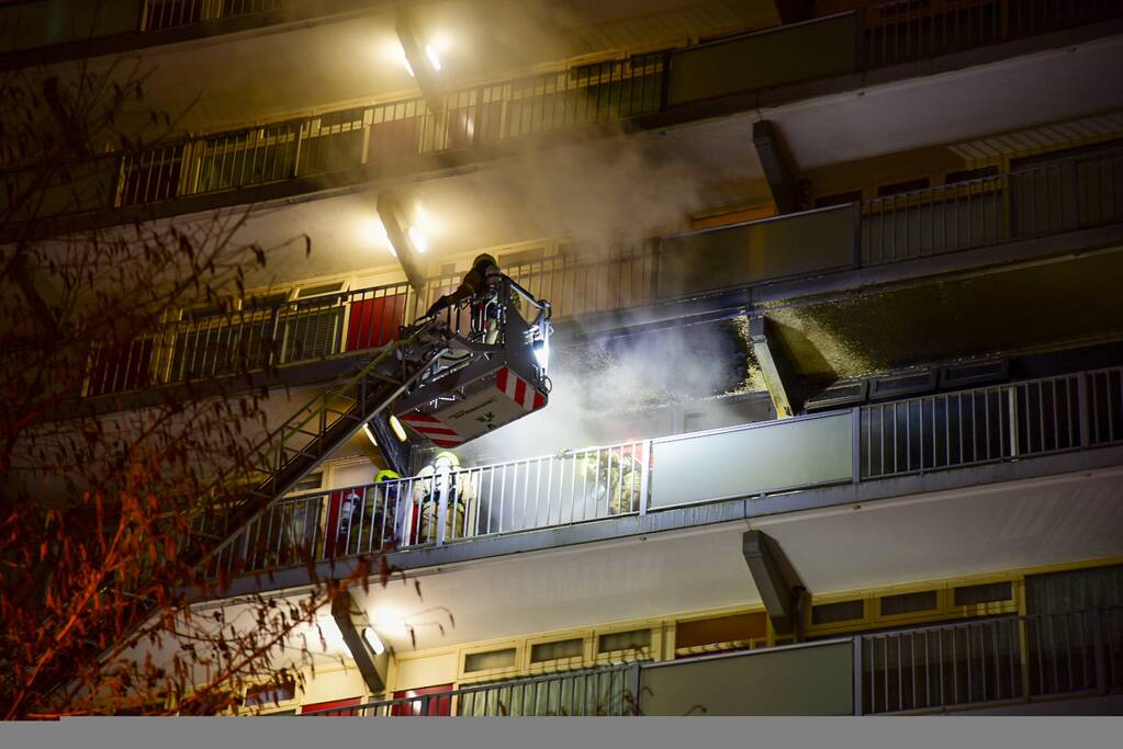 Flatwoning verwoest door uitslaande brand