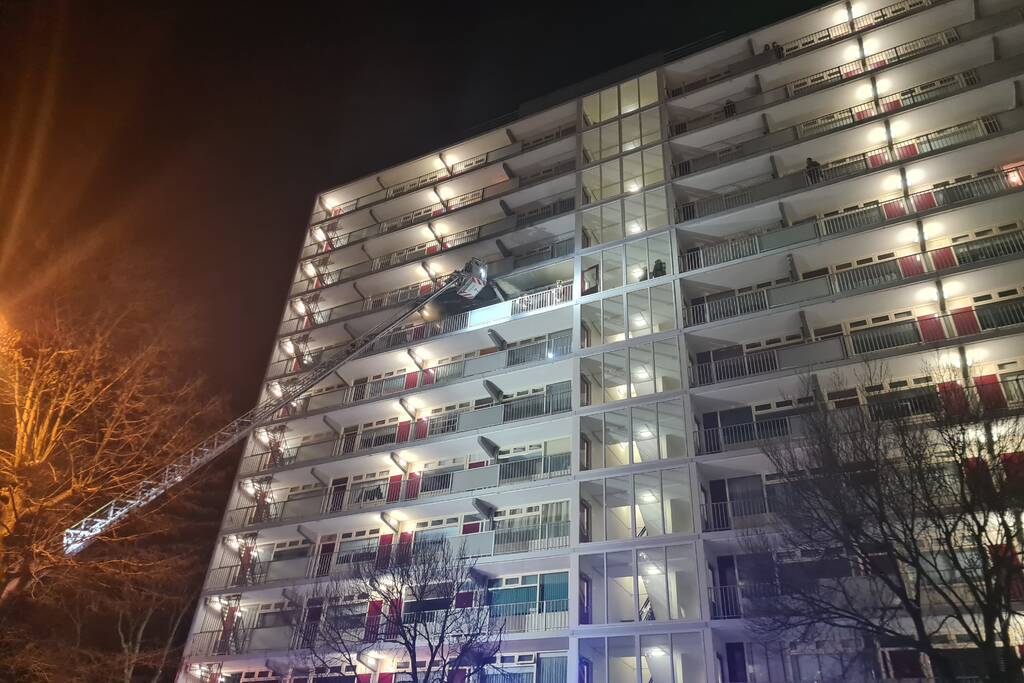 Flatwoning verwoest door uitslaande brand