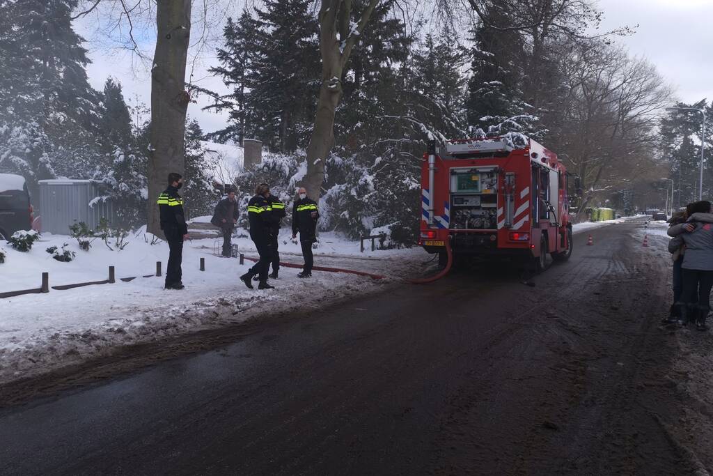 Veel rook bij brand in schuur