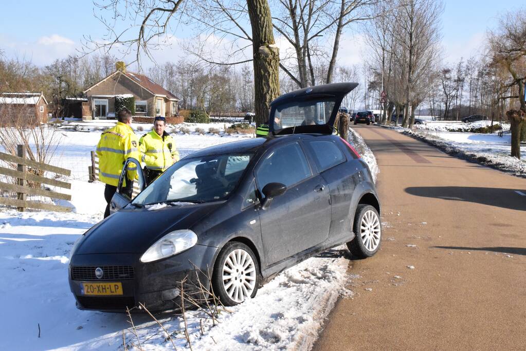 Dronken bestuurder personenauto aangehouden na ongeval