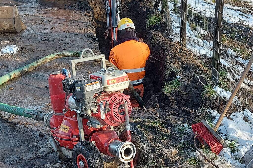 Waterballet na gesprongen leiding