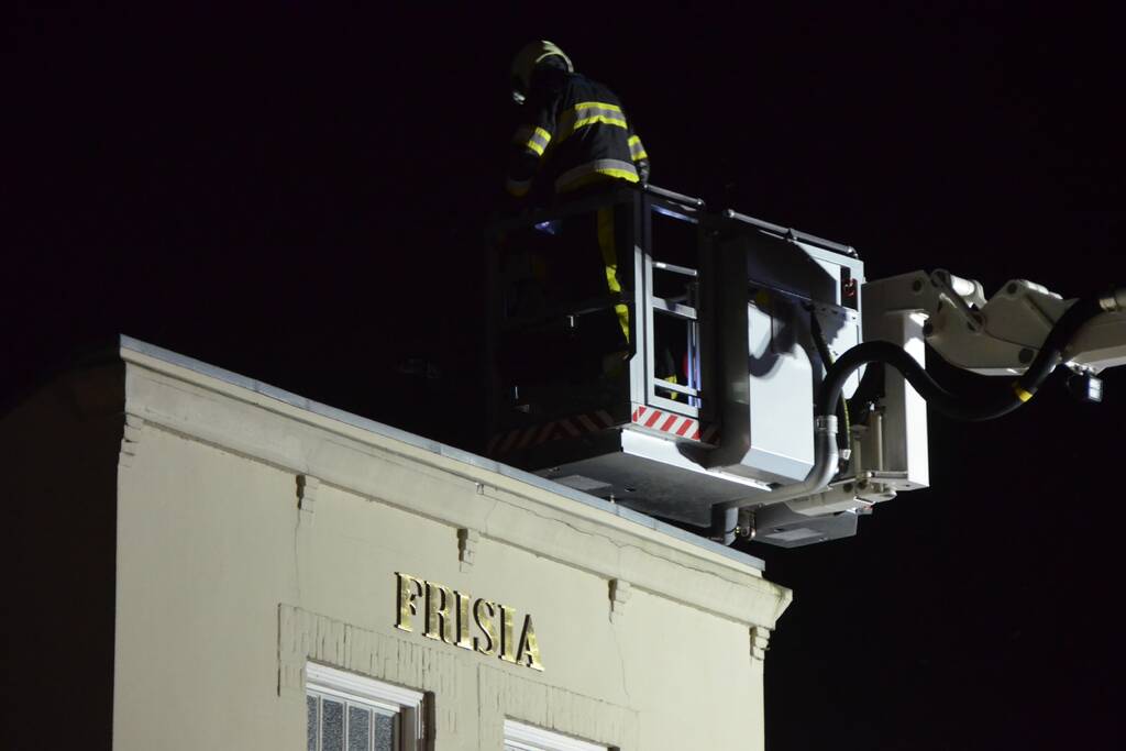 Brandweer doet onderzoek naar schoorsteenbrand