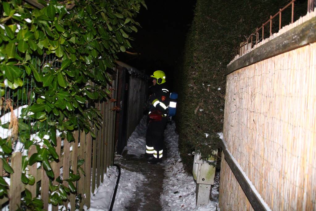 Kachel in brand in chalet