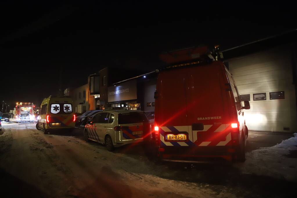 Persoon gewond bij brand in garage