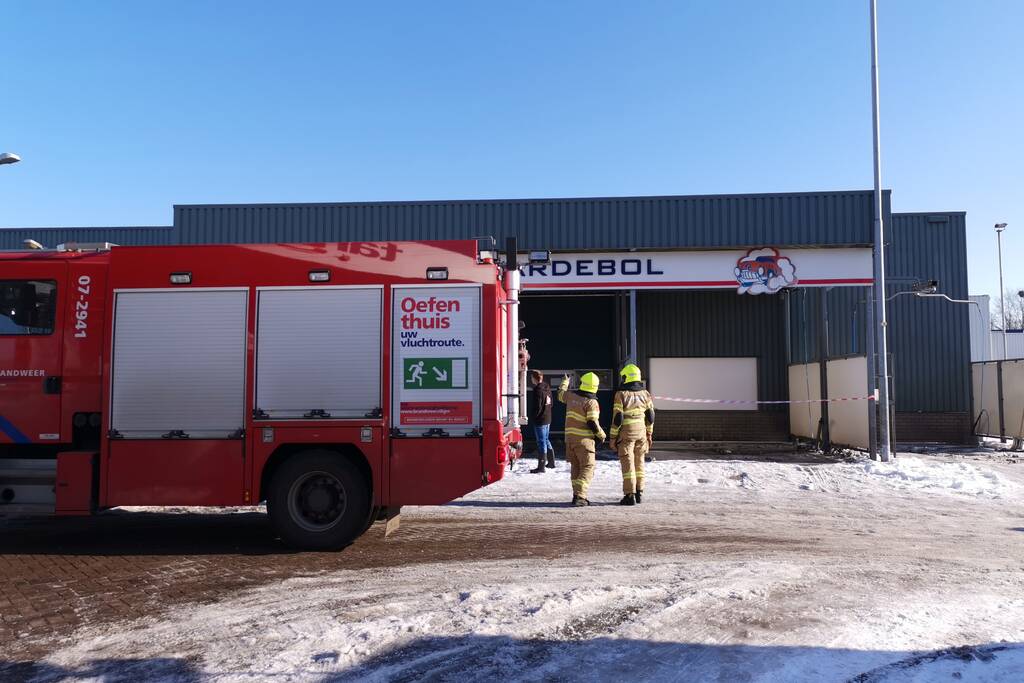 Carwash gesloten door ingestort dak