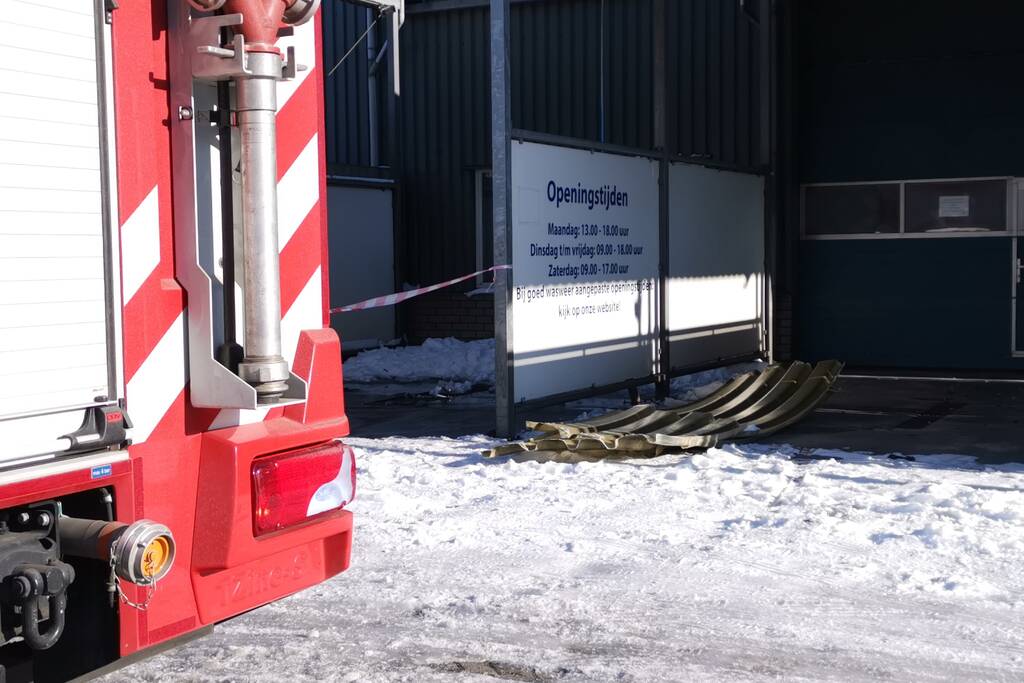 Carwash gesloten door ingestort dak