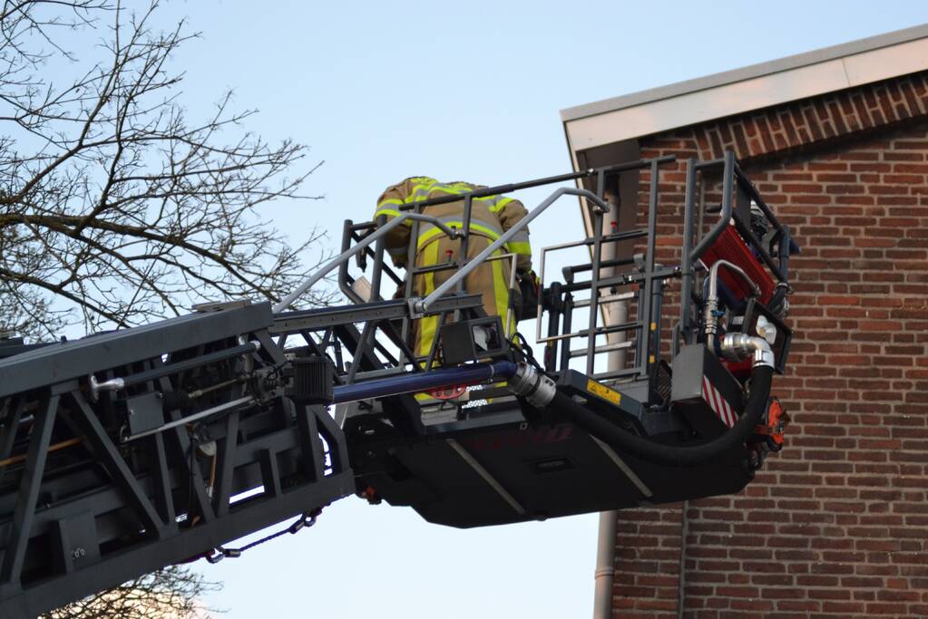 Brandweer zet beveiligingscamera vast