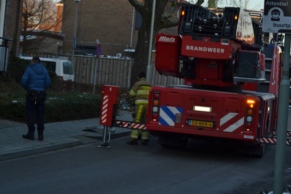 Brandweer zet beveiligingscamera vast